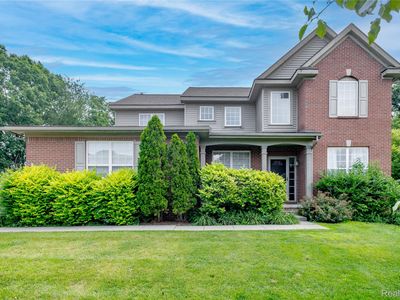 1884 Autumn Glen Dr, Howell, MI, 48843