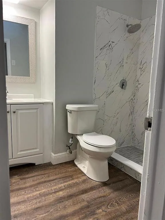 3112 Winfield St — Photo 4