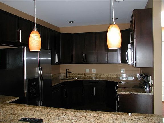 5th image of 500 Mount Hope Ave Unit 401