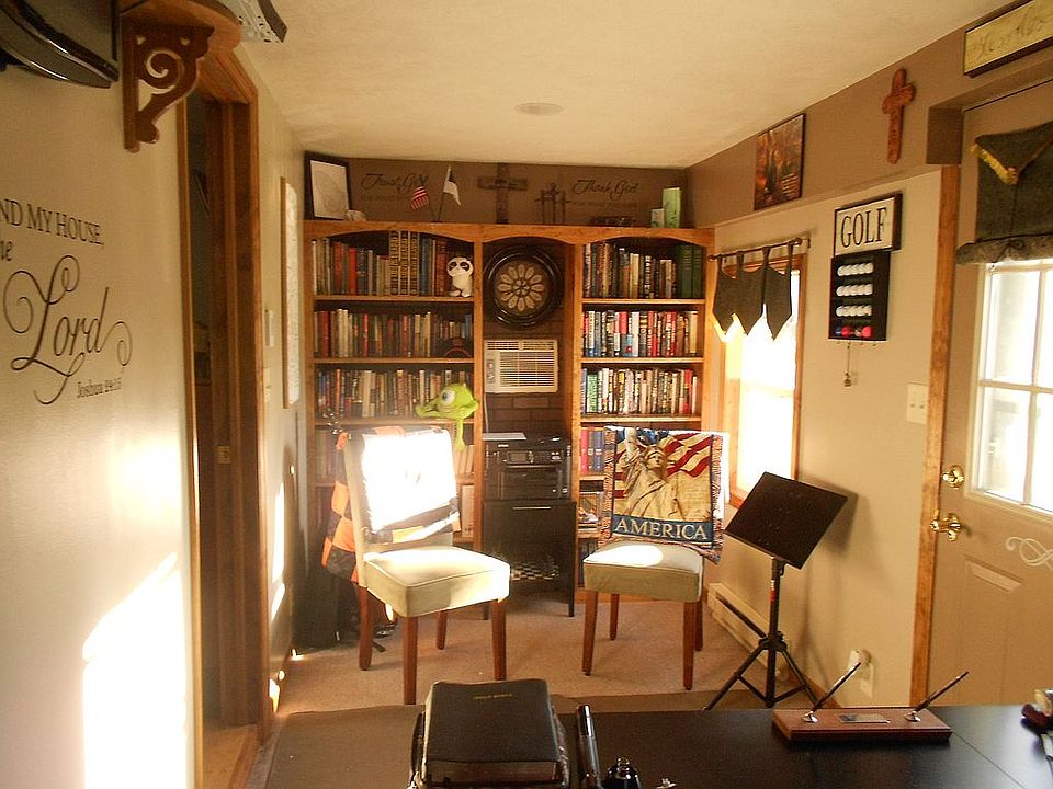 2nd image of 1800 S 28th St