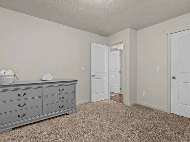 1110 SW Isaac Ln — Photo 19