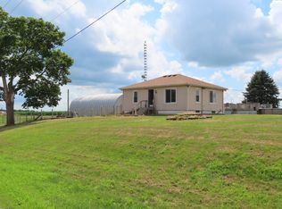 30933 N 375 East Rd, Ancona, IL 61311