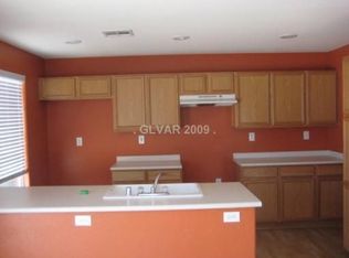 2140 Lost Maple St, Las Vegas, NV 89115