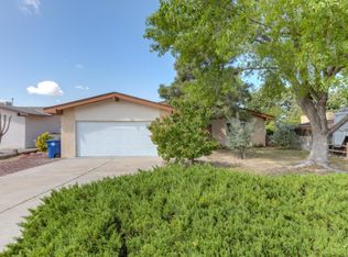 8704 Rough Rider Rd NE, Albuquerque, NM 87109