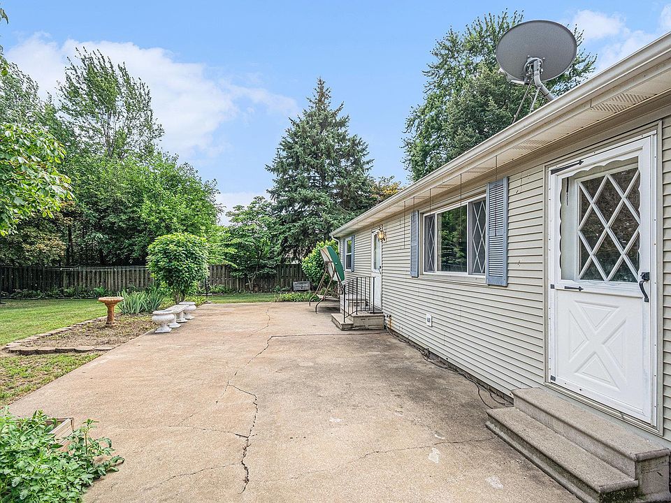 508 Lura Cir, Milford, IN 46542 | Zillow