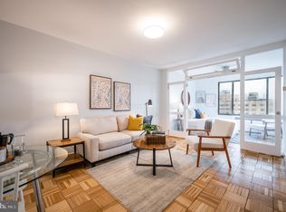 1 Scott Cir UNIT 812, Washington, DC 20036