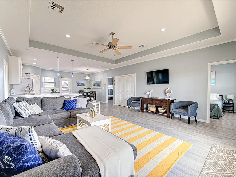 14110 Miramar Dr — Photo 13
