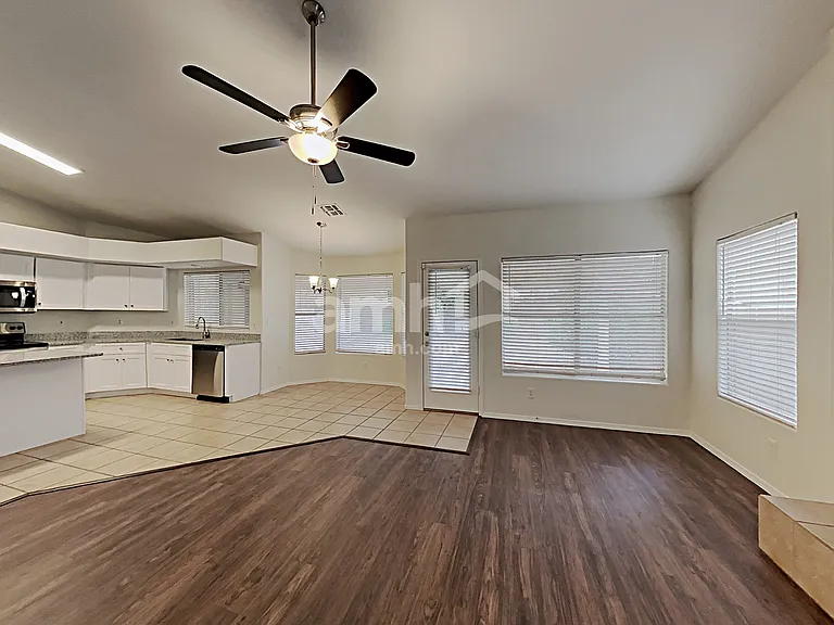 12723 W Edgemont Ave — Photo 7