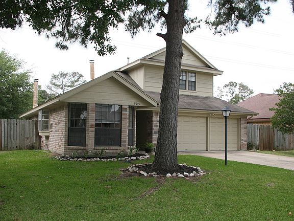 9915 Orangevale Drive