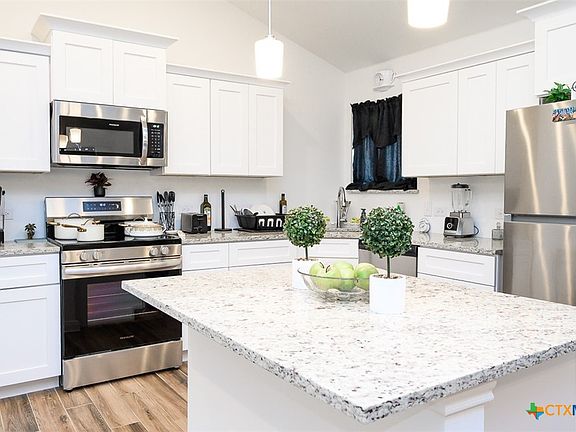 2nd image of 9808 Tarabon Dr
