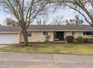 5600 Valhalla Dr, Carmichael, CA 95608