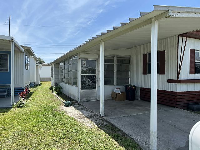2nd image of 127 Bonny Shores Dr