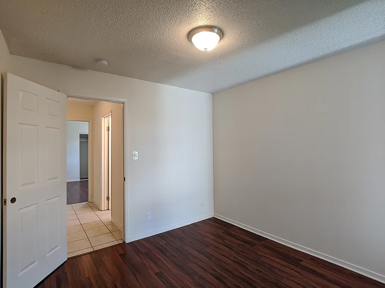 2607 Ellsworth Street — Photo 18
