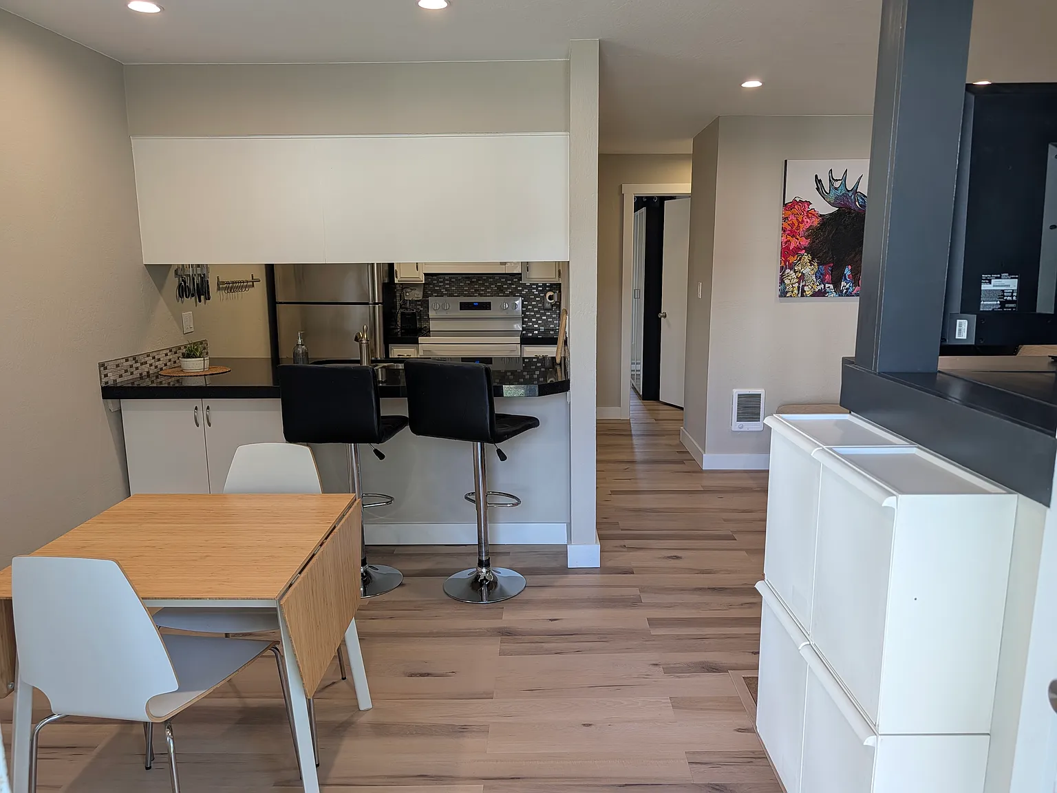 1 bed, 550 sqft, $2,100 — Photo 1