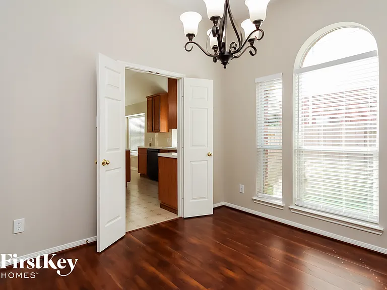 11507 Chippewa Ridge Ct — Photo 4