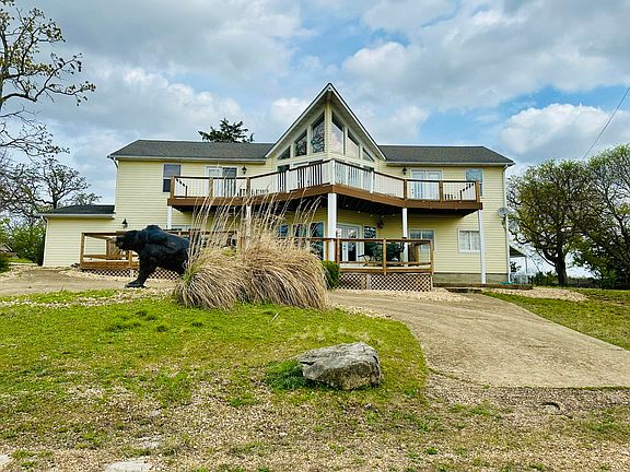 3rd image of 245 Velma Road