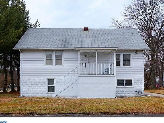 For Sale: 1006 Byrd Dr, Woodbury, NJ 08096