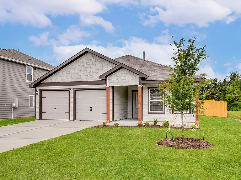 The Blanco has a beautiful siding exterior.