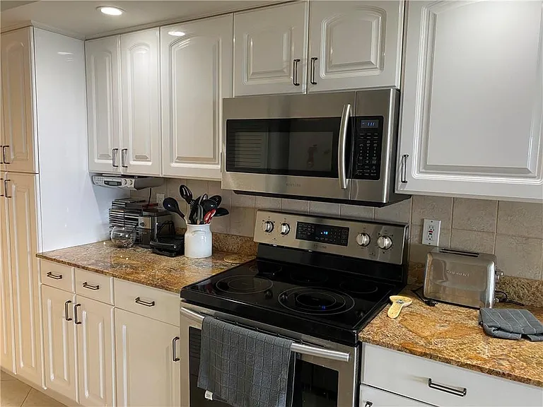 5100 N Ocean Blvd #818 — Photo 15