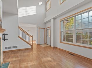 7718 Bluebonnet Blvd, Chanhassen, MN 55317