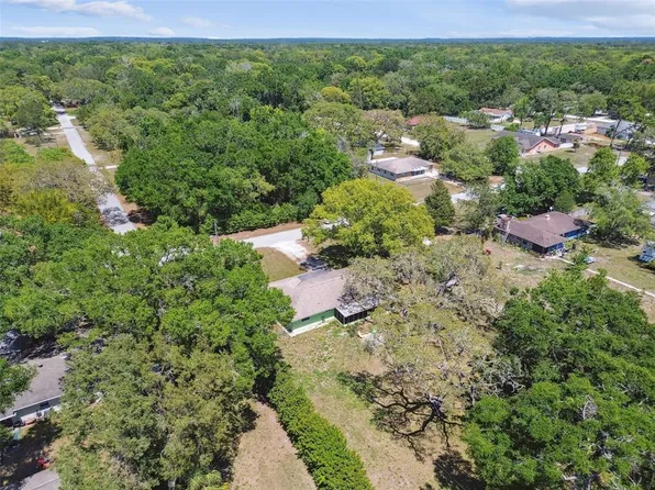 16044 Stur St, Brooksville, FL 34604