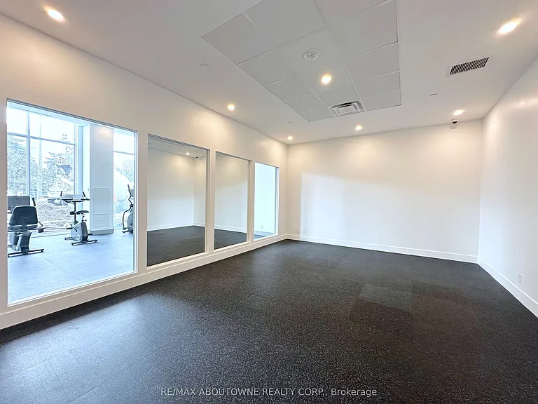 25 Kitney Dr #305 — Photo 15