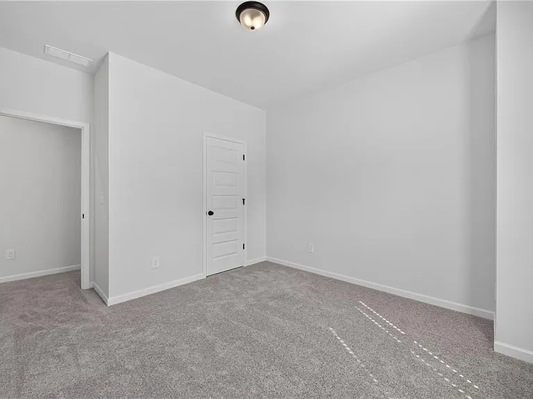 58 Jacobs Farm Ln — Photo 33