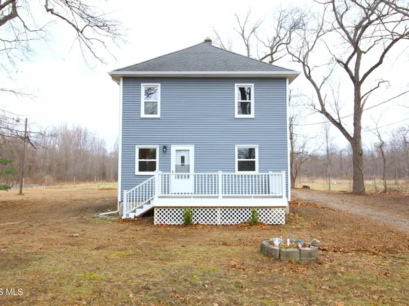 9616 Old State Line Rd, Holland, OH 43528