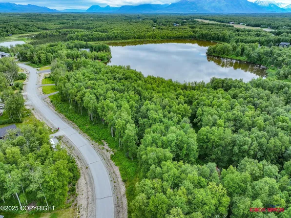 5564 E Pamela Dr, Wasilla, AK 99654