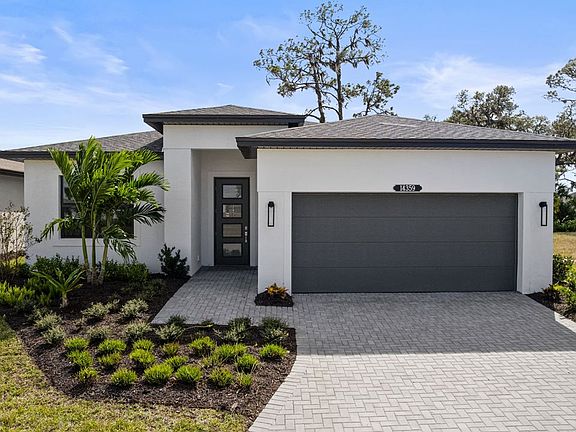 Jade Model Front Exterior