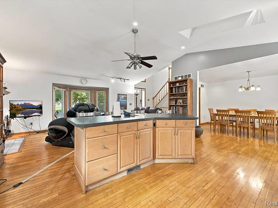 2605 Childs Lake Rd, photo 16