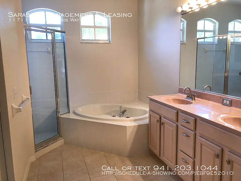 11711 Winding Woods Way — Photo 9