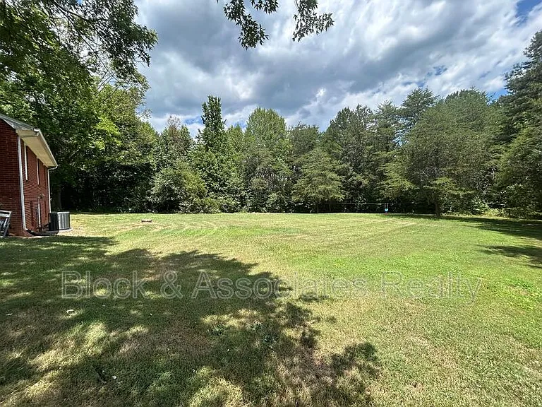 5778 Gallimore Town Rd — Photo 12