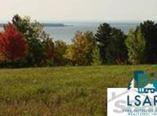 10 North St, Bayfield, WI 54814