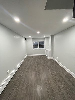 3rd image of 310 E 89th St #1EE