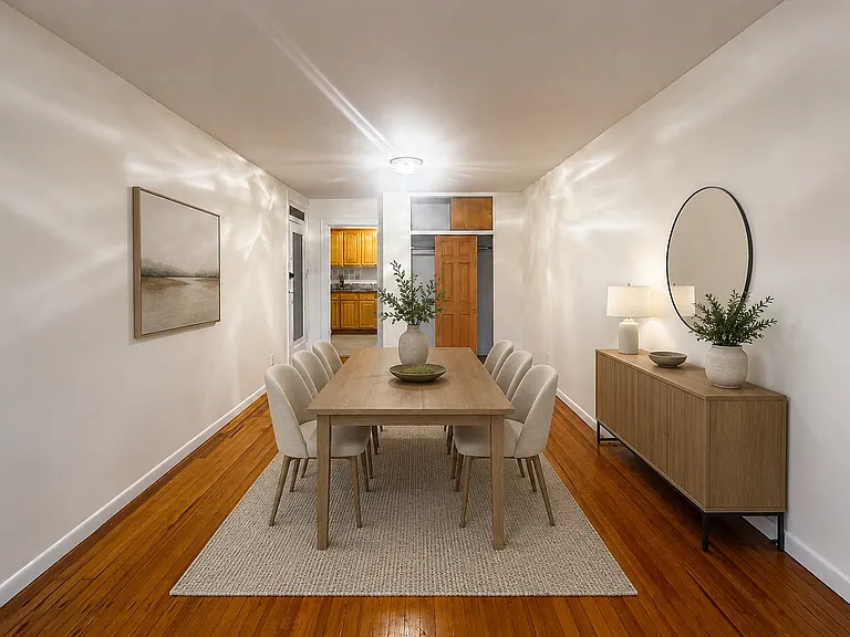 28-47 46th St #3R — Photo 1