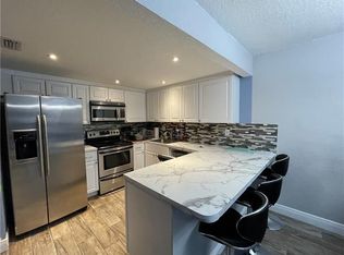 3685 SW 59th Ave, Davie, FL 33314