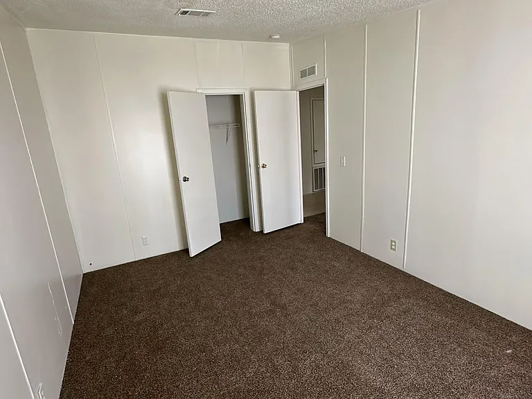 15710 Cypress Garden Dr — Photo 17