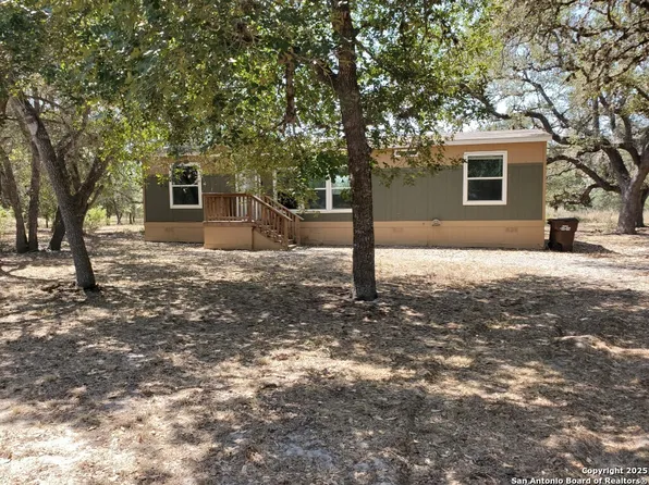 1005 Spur Ridge, San Antonio, TX 78264