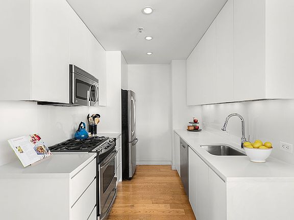 3rd image of 189 Schermerhorn St APT 21J