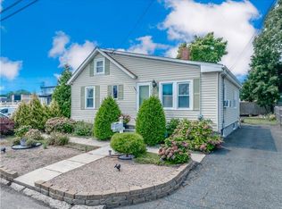 161 Courtney Ave, Pawtucket, RI 02861