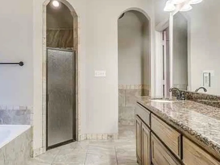 354 Spyglass Dr — Photo 4