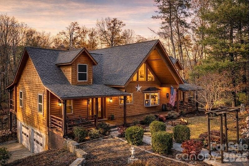 1st image of 143 Rosewood Ln