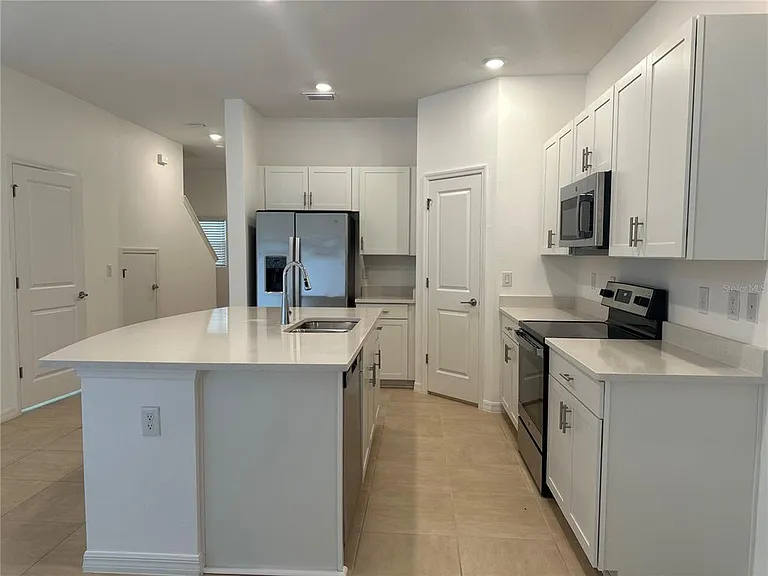 2358 Paravane Way — Photo 15