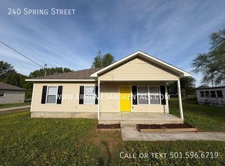 240 Spring St, Ward, AR 72176