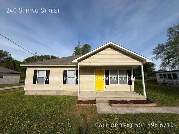 240 Spring St, Ward, AR 72176