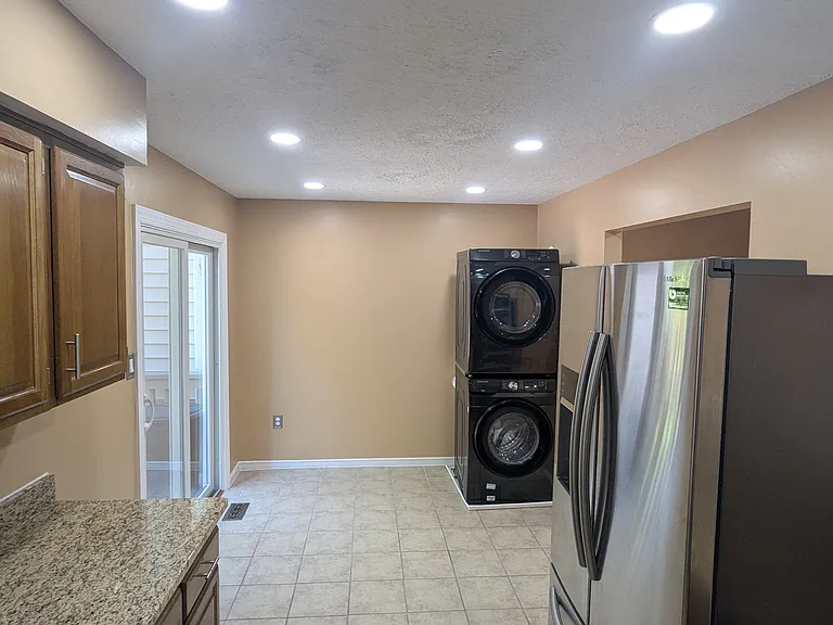 7714 Ora Ct — Photo 10