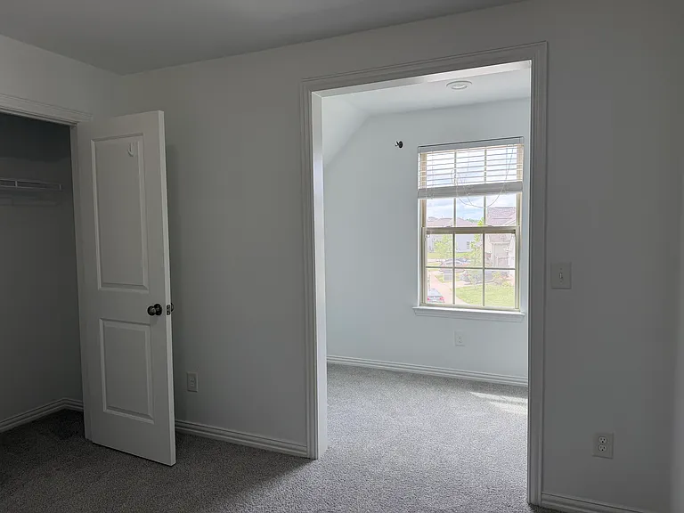 1008 Keeneland Dr — Photo 23