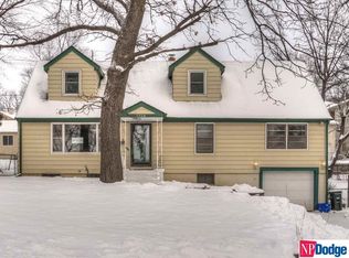 7760 Park Dr, Ralston, NE 68127