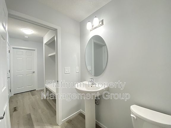 4th image of 1417 148th Ave NW Unit 1